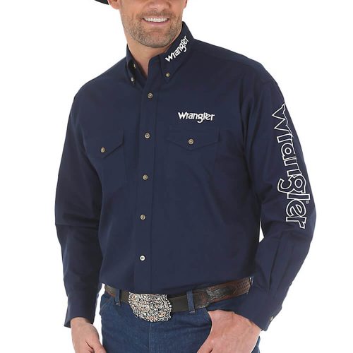 Men's Wrangler® Logo Long Sleeve Button Down Solid Shirt